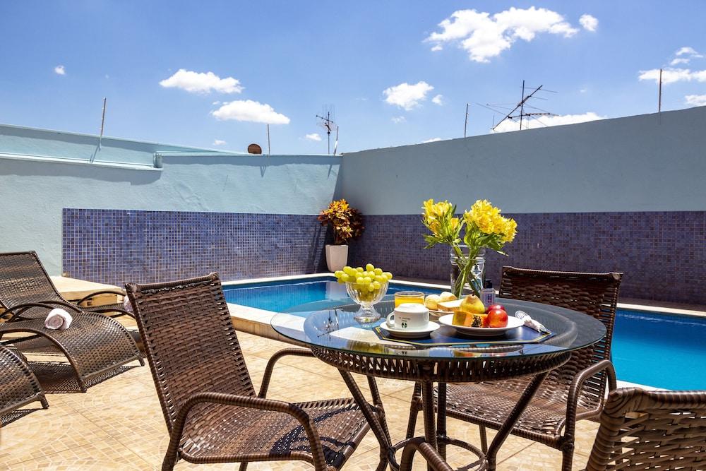 Hotel Dan Inn Barretos By Nacional Inn Exteriör bild