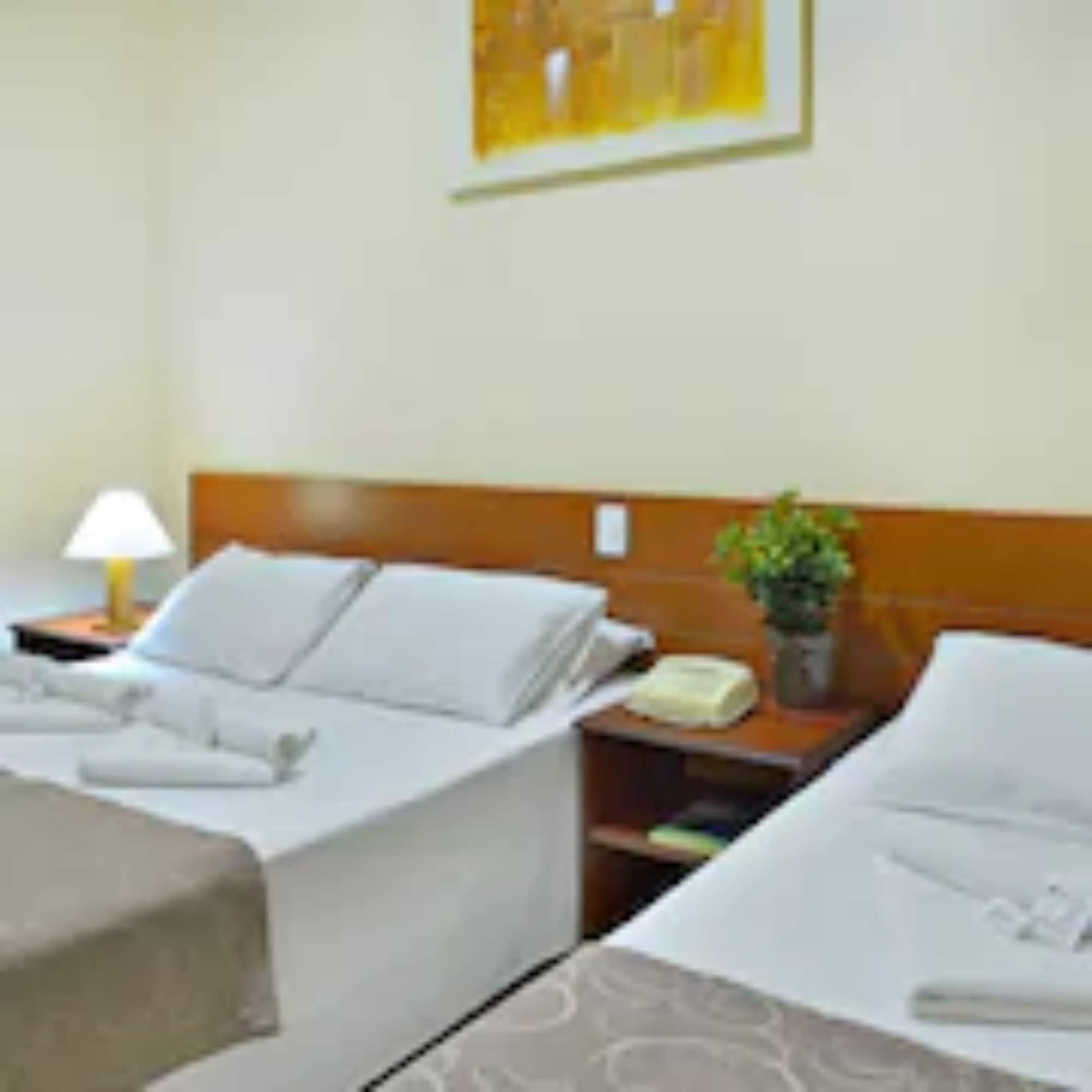 Hotel Dan Inn Barretos By Nacional Inn Exteriör bild