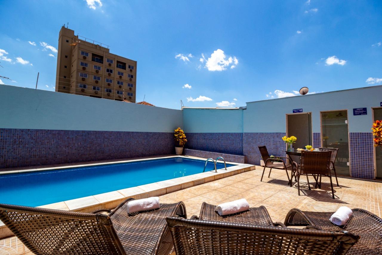 Hotel Dan Inn Barretos By Nacional Inn Exteriör bild