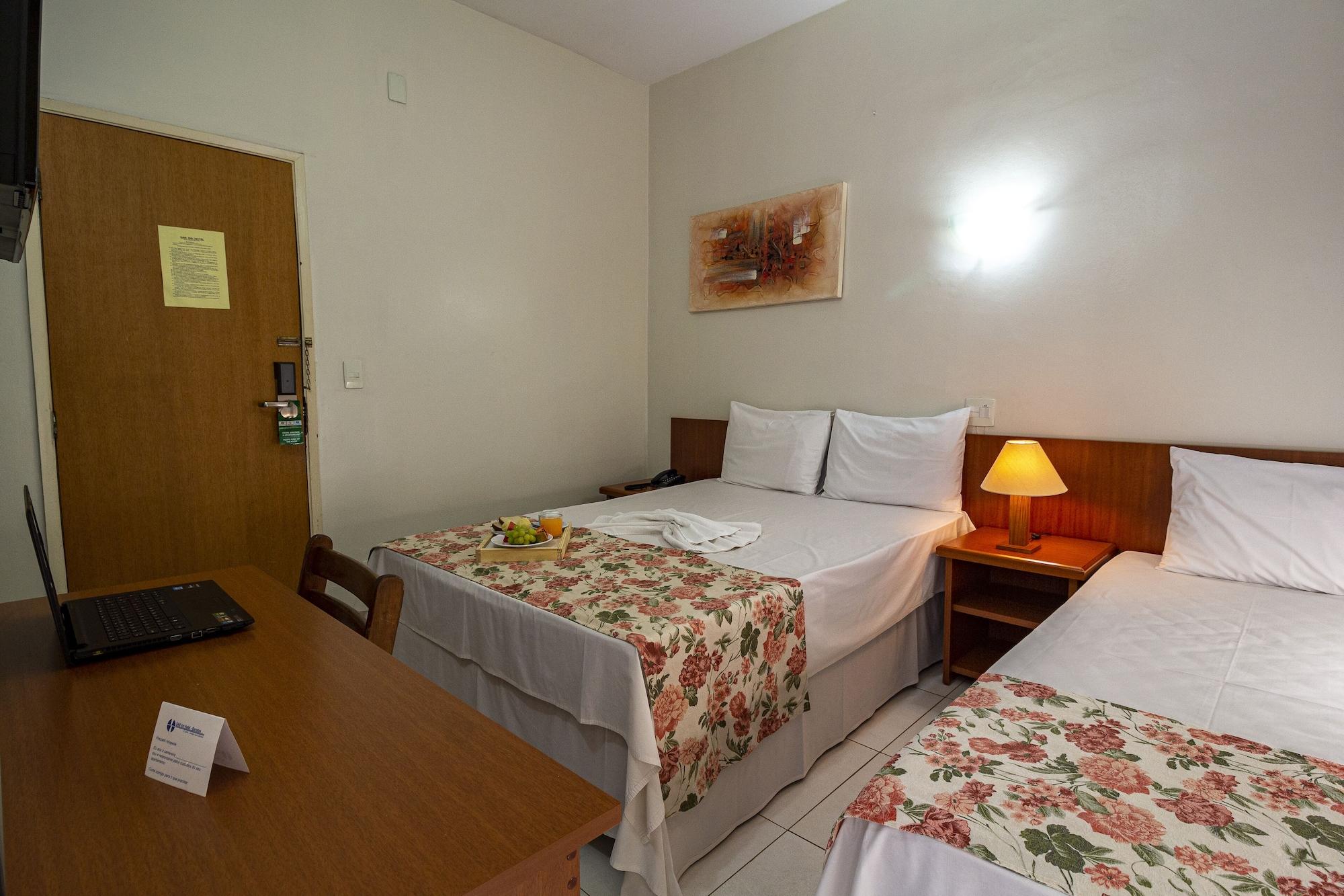 Hotel Dan Inn Barretos By Nacional Inn Exteriör bild
