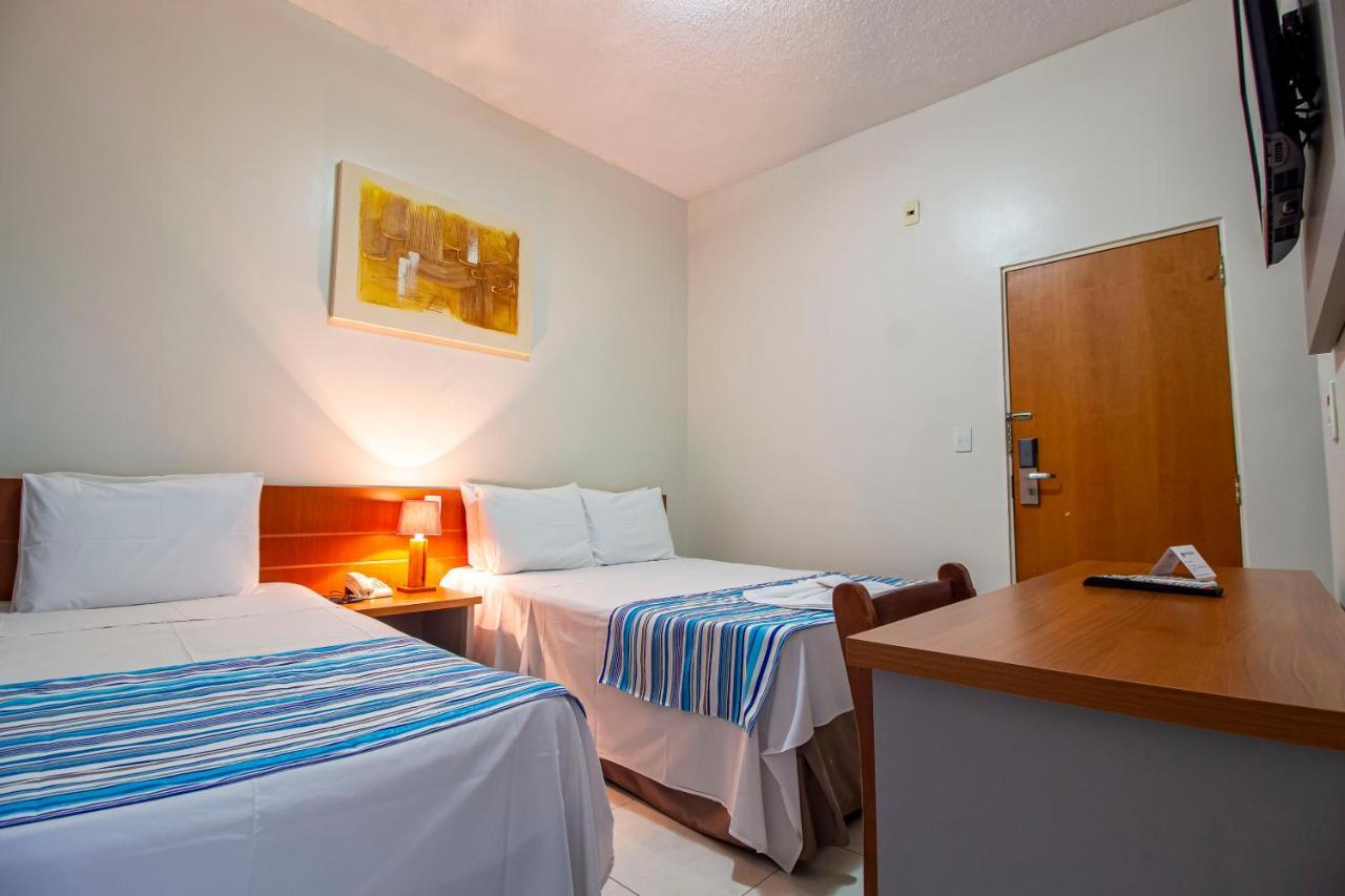 Hotel Dan Inn Barretos By Nacional Inn Exteriör bild