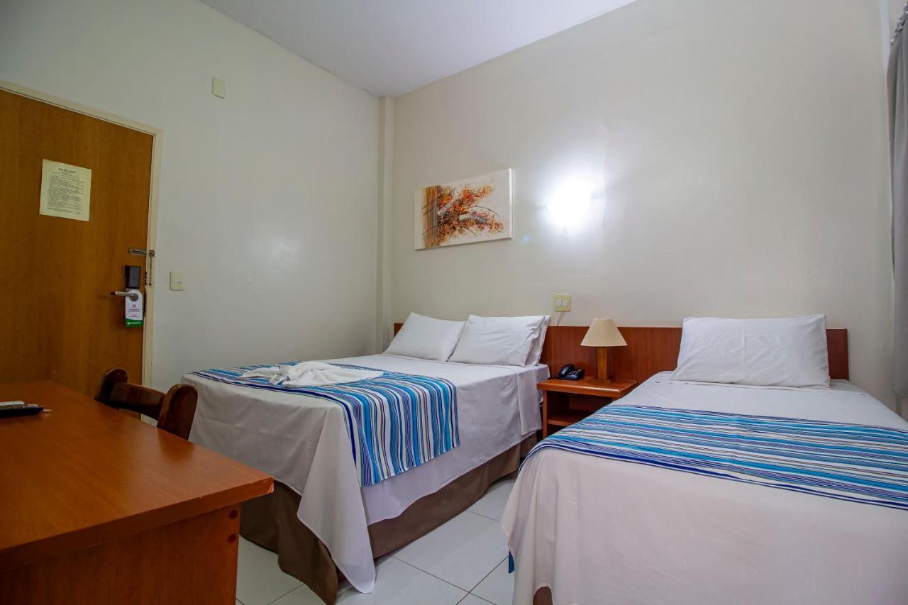 Hotel Dan Inn Barretos By Nacional Inn Exteriör bild