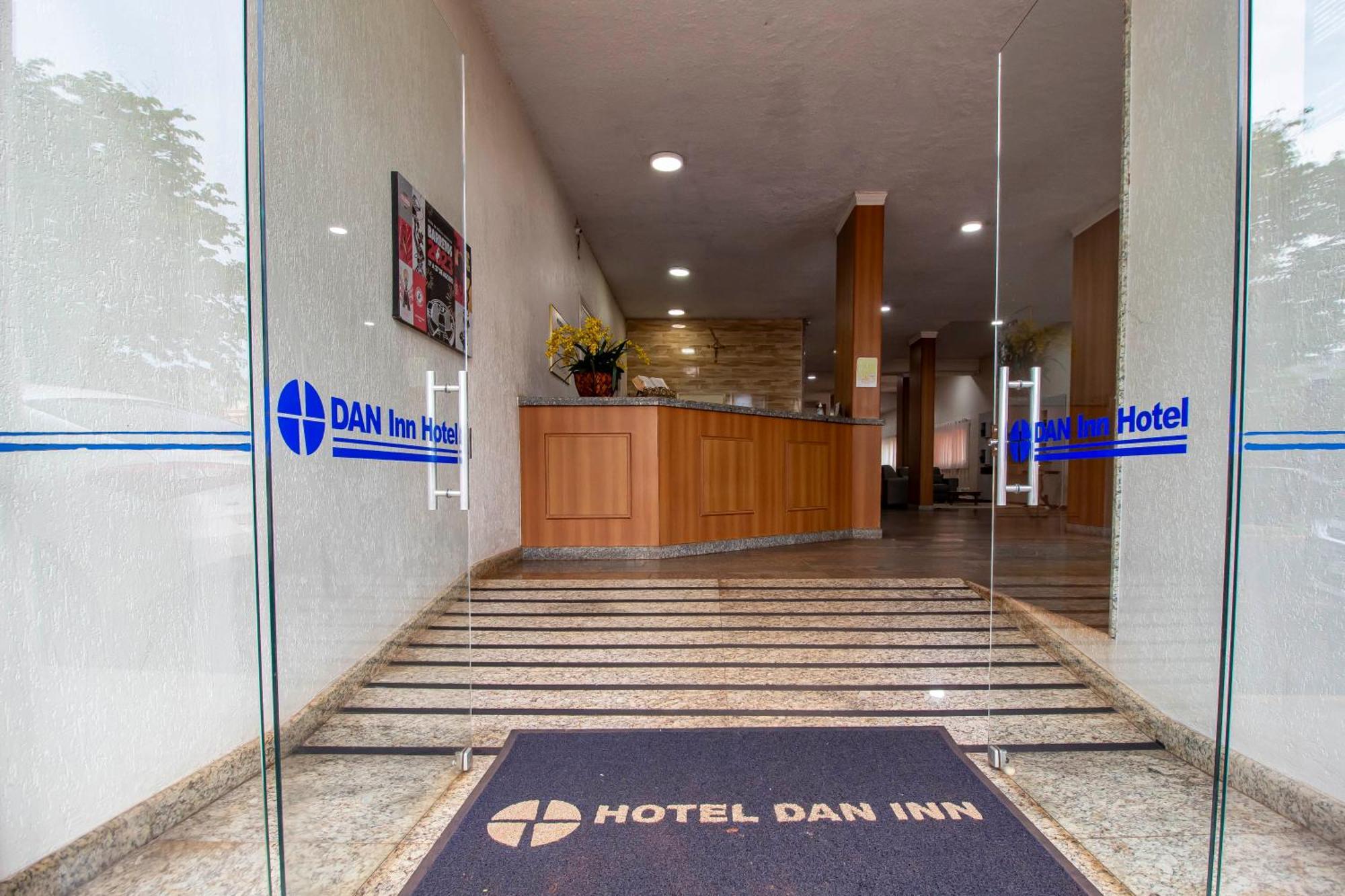 Hotel Dan Inn Barretos By Nacional Inn Exteriör bild